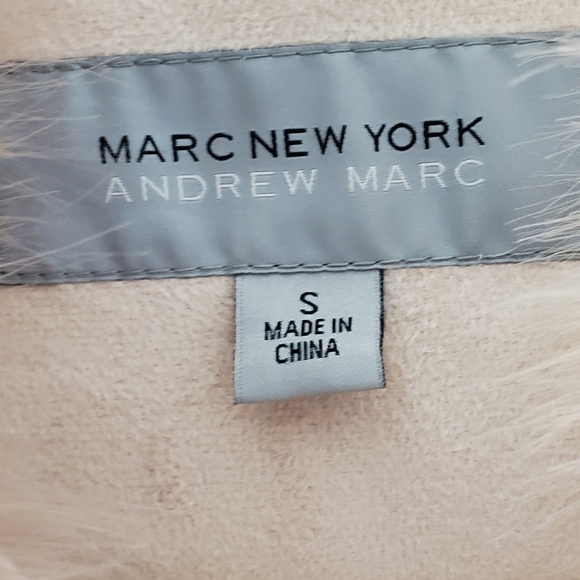 Vest By Marc New York with Pink  Faux Fur Collar And Soft Plush Material. Sz S - Picture 2 of 7